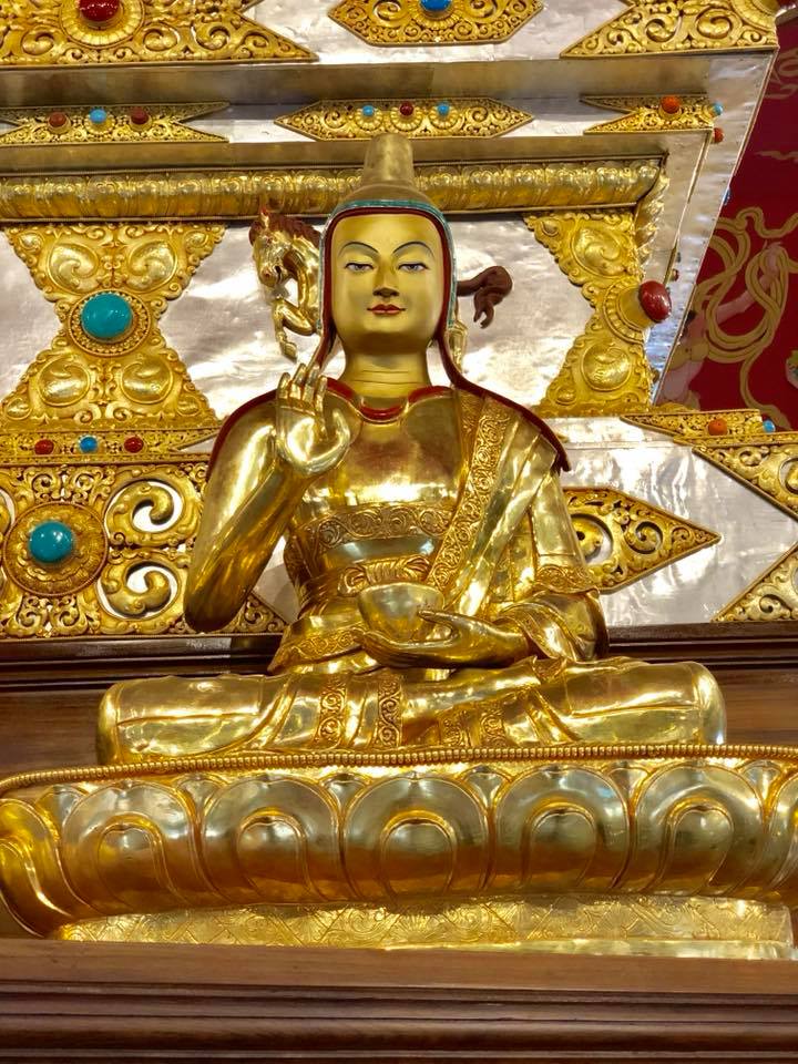 ༧སྐྱབས་རྗེ་གྲུབ་དབང་པདྨ་ནོར་བུ་རིན་པོ་ཆེའི་སྐུ་གདུང་མཆོད་…，照片7/8