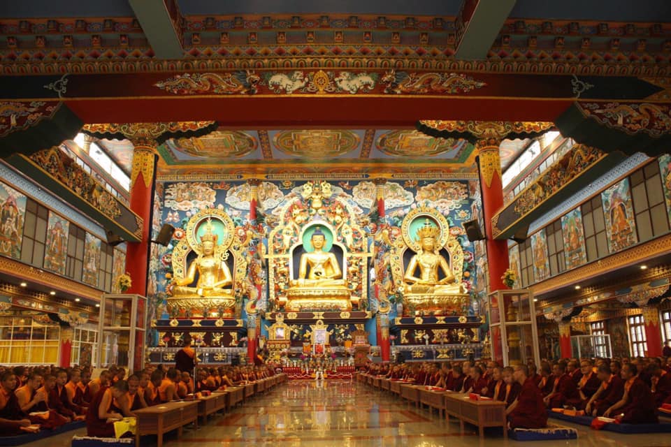 舊譯寧瑪巴第七任掌教主噶陀格澤法王入大般涅槃，令人悲痛無比。此乃佛教界，特別是舊譯寧瑪巴弟子們的重大損失。，印度南卓林寺，照片3/6