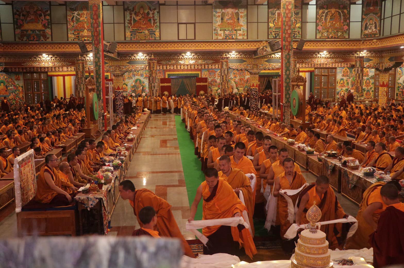 2019年7月1日，印度南卓林寺佛學院，師生們於米滂仁波切圓寂日修法紀念🙏，印度聖地，照片32/40