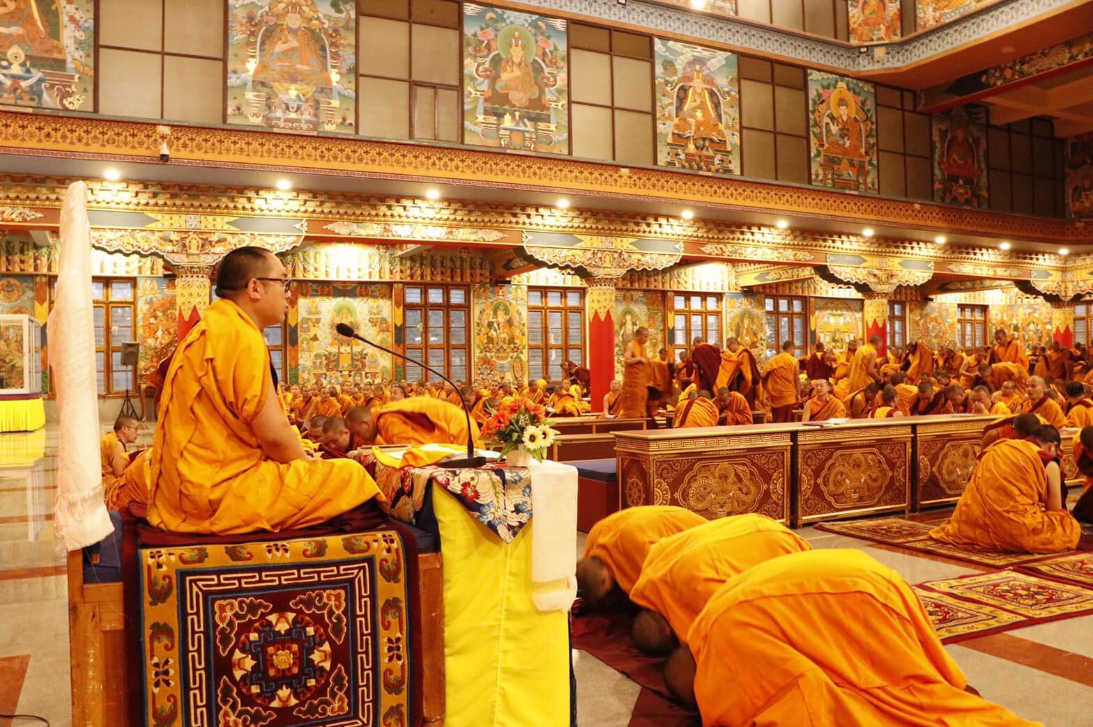 2019年8月16日，於印度南卓林寺僧尼眾於藏曆六月十六日正在接受年度結夏安居之誓言。，印度聖地，照片8/18