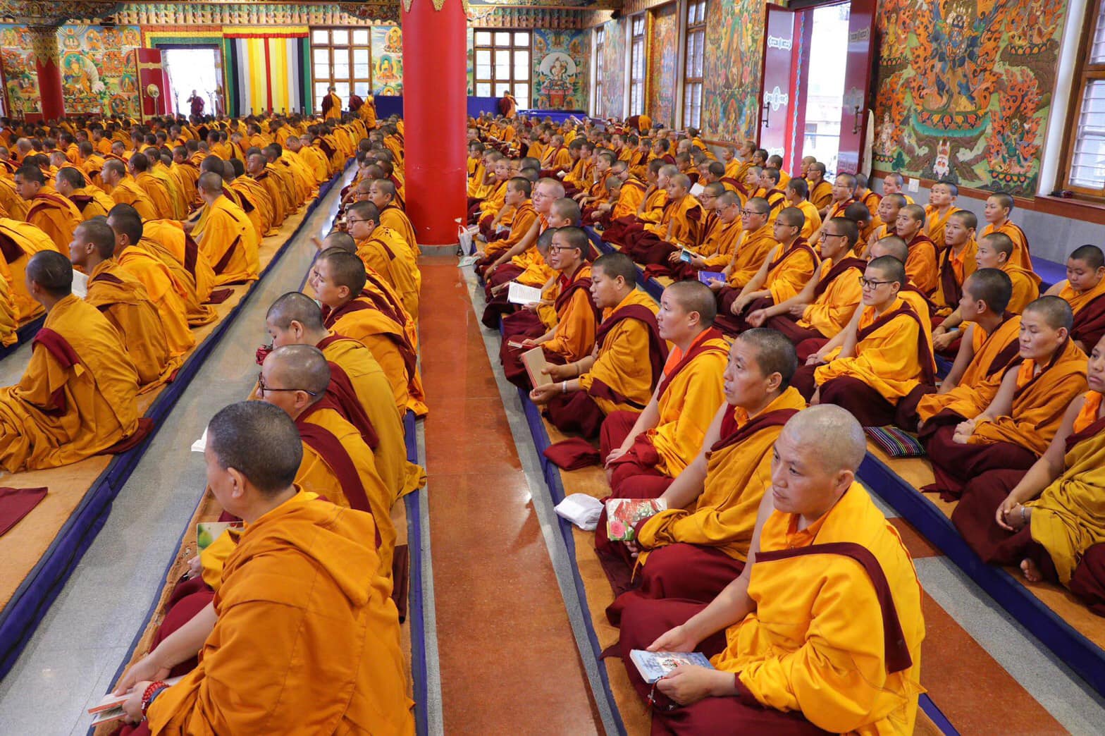 2019年8月16日，於印度南卓林寺僧尼眾於藏曆六月十六日正在接受年度結夏安居之誓言。，印度聖地，照片17/18