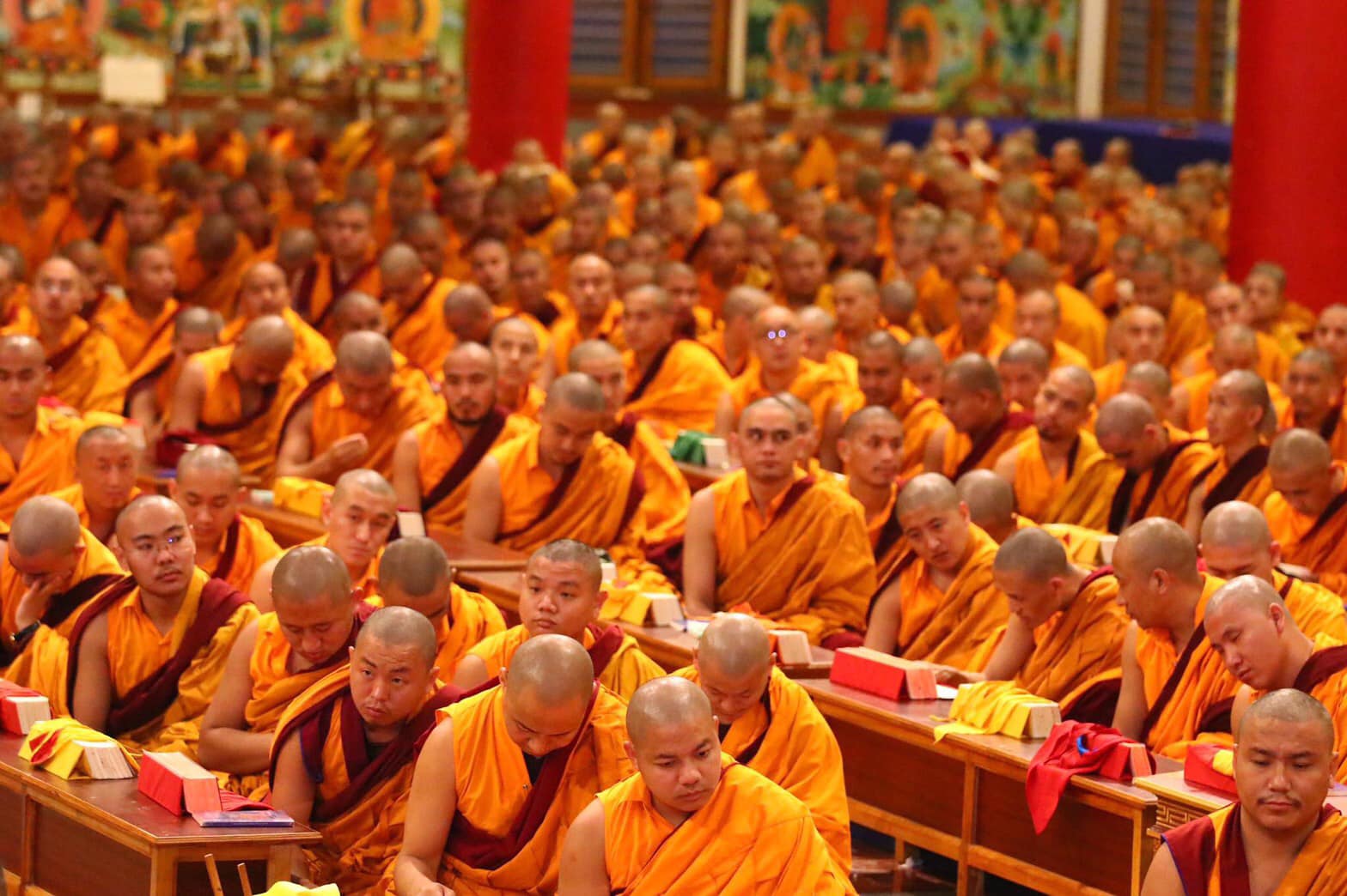 2019年9月6日，印度南卓林寺結夏安居的僧尼眾正在進行 扎西索眾 吉祥還淨儀式 。，印度聖地，照片4/12