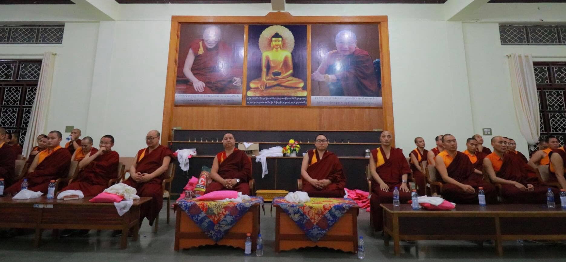 2020年4月27日，堪布 索南多傑仁波切於印度南卓林寺佛學院院長交接卸任，感念上師加持，一切圓滿。以此功德迴向一…，印度聖地，照片1/24